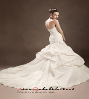 Léna Szalon Gyűjtemények  2016